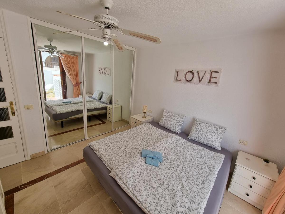 Casa Teide, Ground Floor Apartment Parque Santiago 1, Heated Pool, 100 M To Sea And Beach, Wifi Playa de las Americas  Luaran gambar